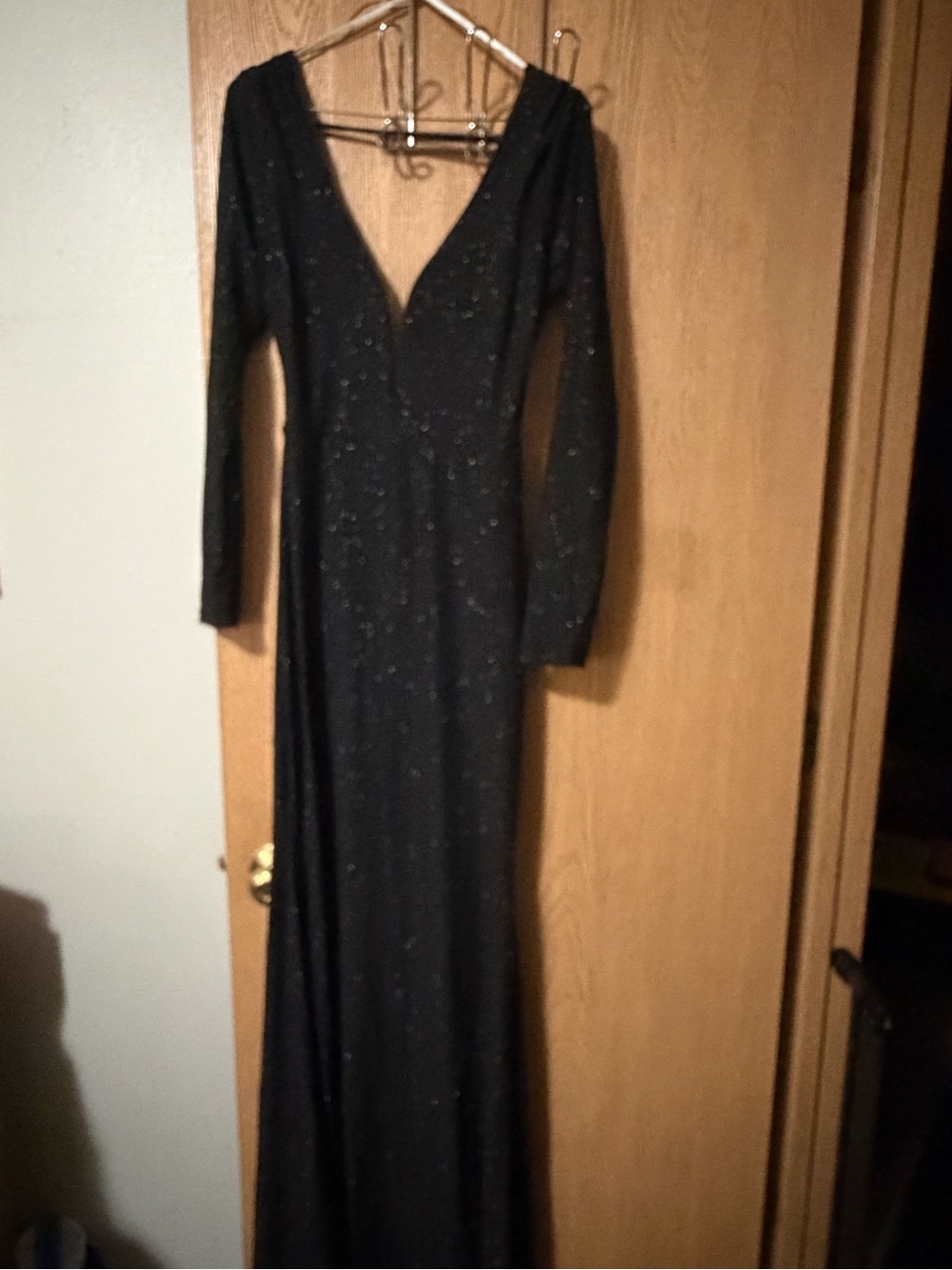 Lulu's Black Long-Sleeve V-Neck Sequin Evening Dress